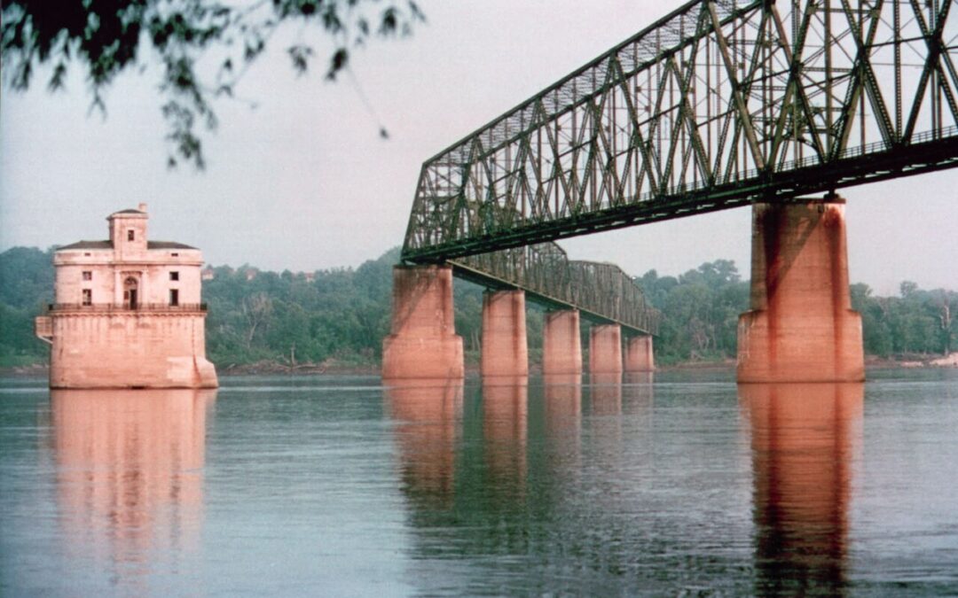 Old Chain of Rocks Bridge